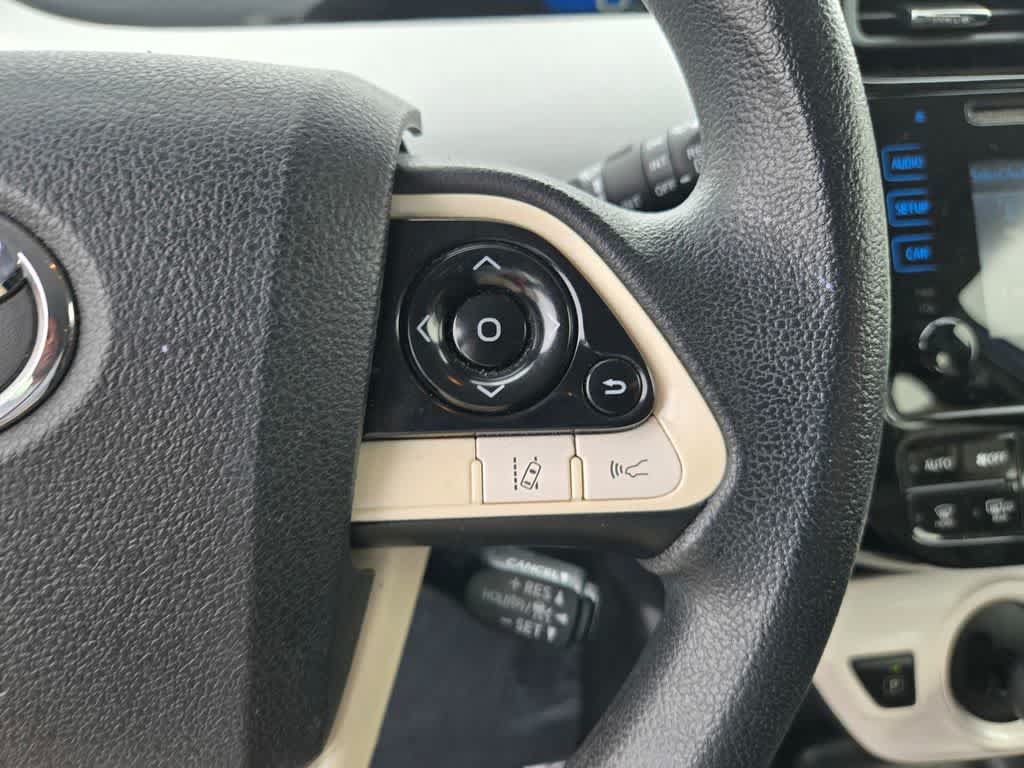 Used 2017 Toyota Prius Two w/ Prius Two Safety Plus Package FWD image 20