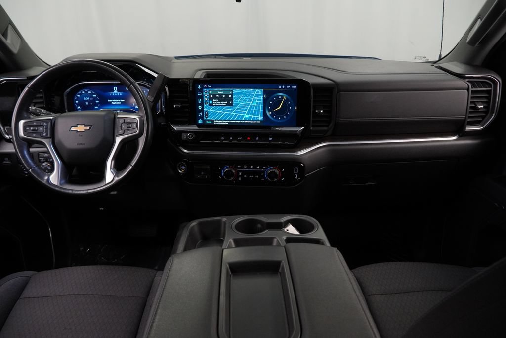 Certified 2022 Chevrolet Silverado 1500 LT AWD/4WD image 9