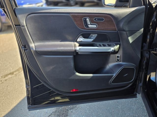 Used 2021 Mercedes-Benz GLB 250 4MATIC w/ Premium Package image 20
