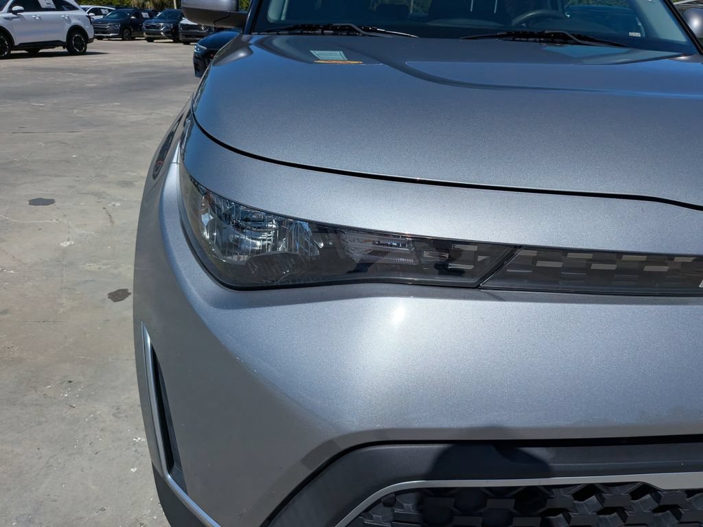 Certified 2023 Kia Soul S FWD image 10
