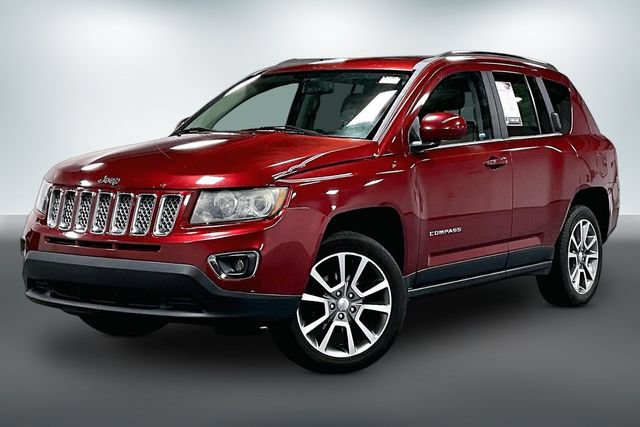 Used 2014 Jeep Compass Limited w/ Sun/Sound Group FWD image 3