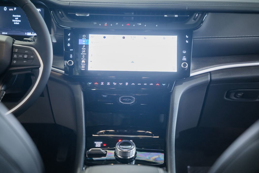 New 2026 Jeep Grand Cherokee L Limited AWD/4WD image 21