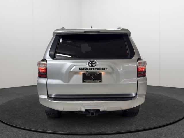 Used 2018 Toyota 4Runner SR5 RWD image 6