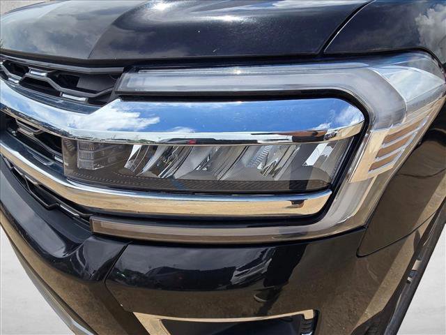 Used 2024 Ford Expedition Limited RWD image 9