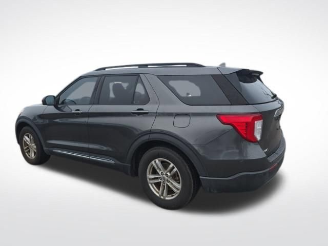 Used 2020 Ford Explorer XLT w/ Equipment Group 202A image 5
