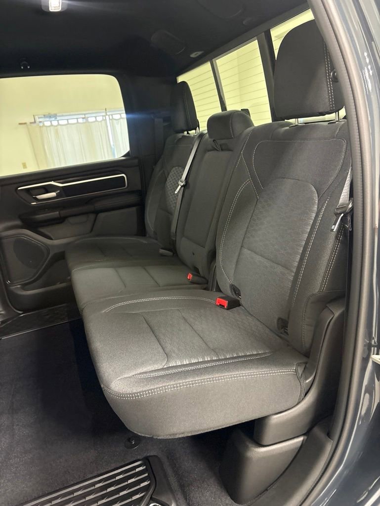 New 2026 RAM 1500 4x4 Crew Cab image 21