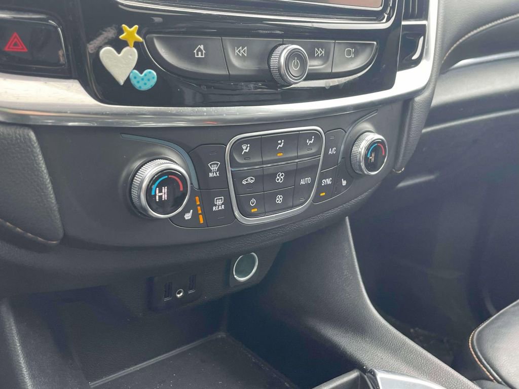 Used 2019 Chevrolet Traverse LT w/ LT Premium Package image 31