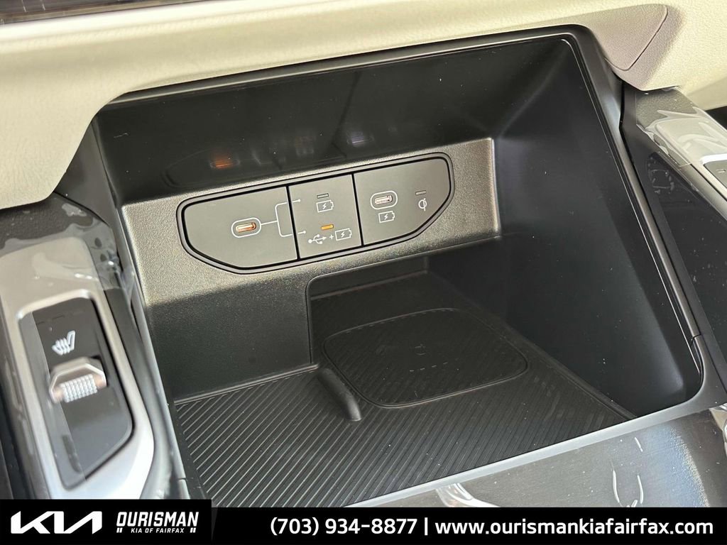 New 2025 Kia Sorento EX image 12