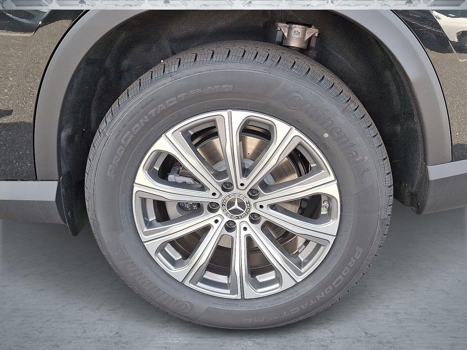 Certified 2025 Mercedes-Benz GLC 300 4MATIC image 7