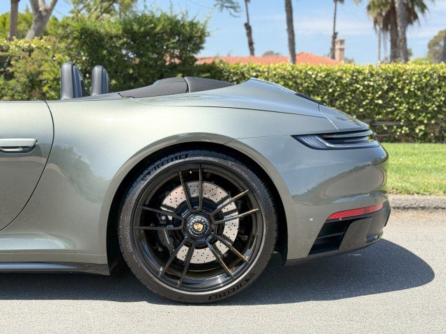 Used 2023 Porsche 911 Carrera GTS image 5