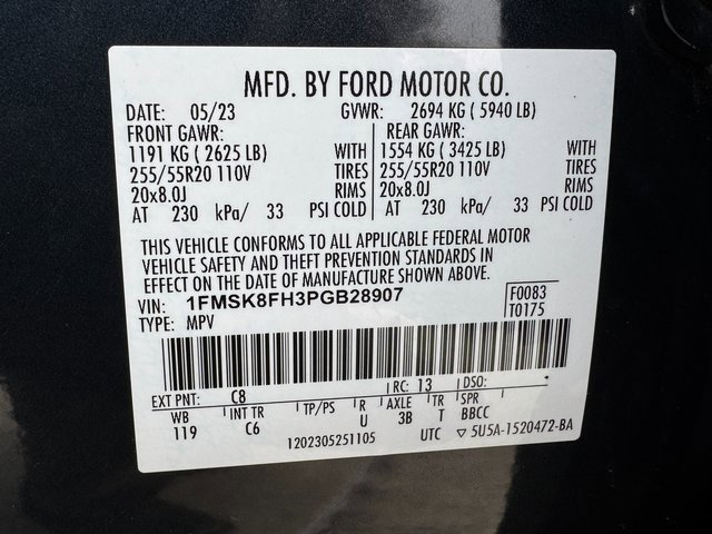 Certified 2023 Ford Explorer Limited w/ Limited Technology Package image 32