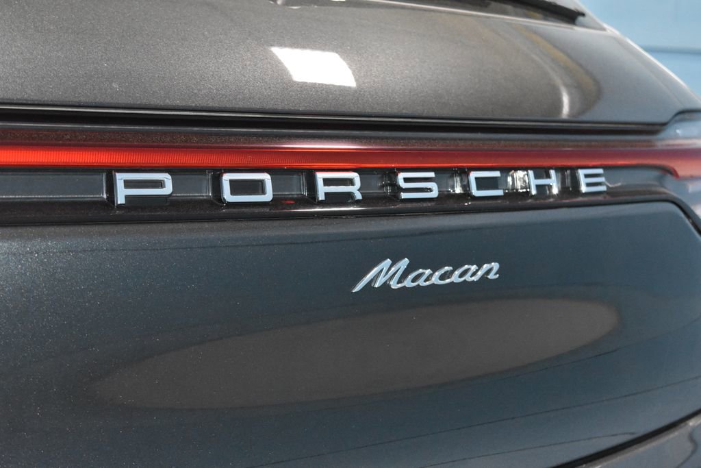 Certified 2025 Porsche Macan image 29