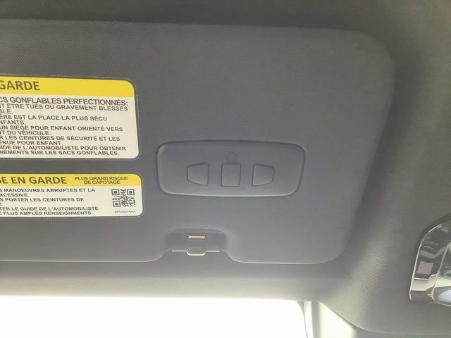 Used 2025 Alfa Romeo Tonale w/ Premium Package image 20