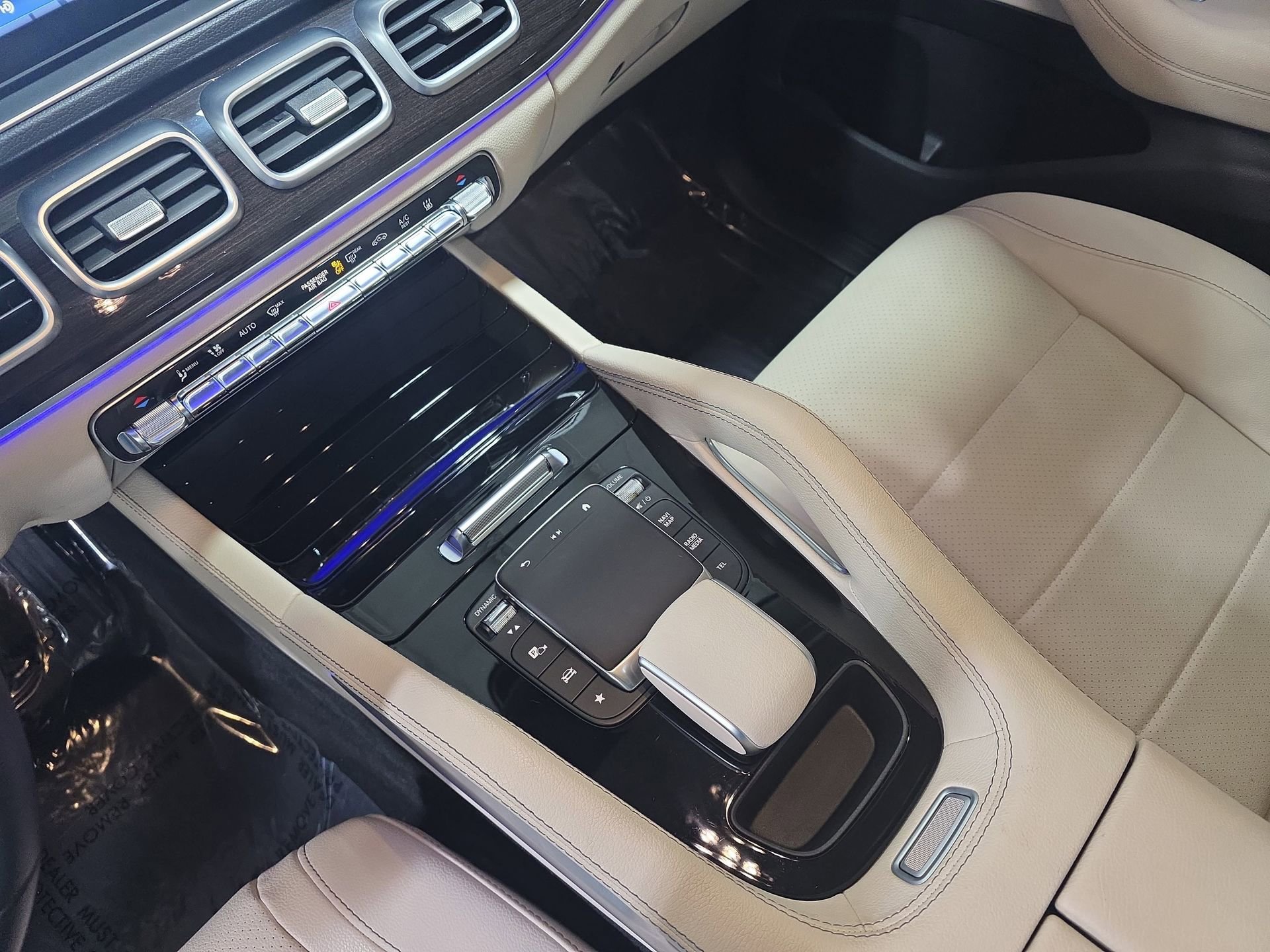 Certified 2024 Mercedes-Benz GLE 450e 4MATIC image 25