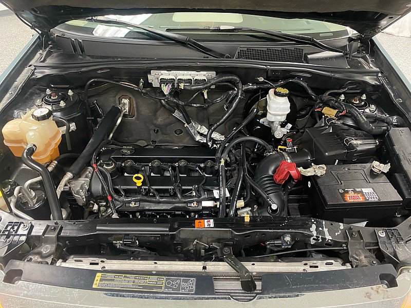 Used 2010 Ford Escape XLT image 20