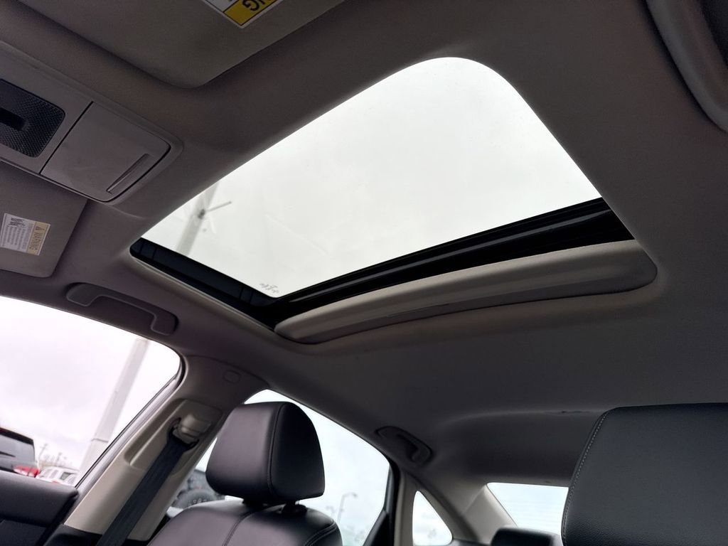 Used 2022 Honda Civic Touring image 22