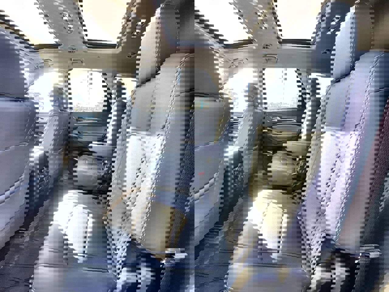 Used 2021 Buick Enclave Essence w/ Sound and Sites Package image 25