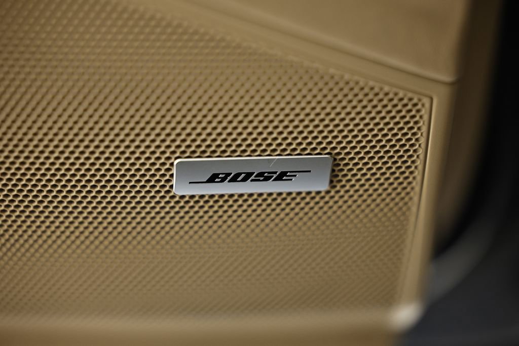 Certified 2022 Porsche Cayenne Turbo image 20