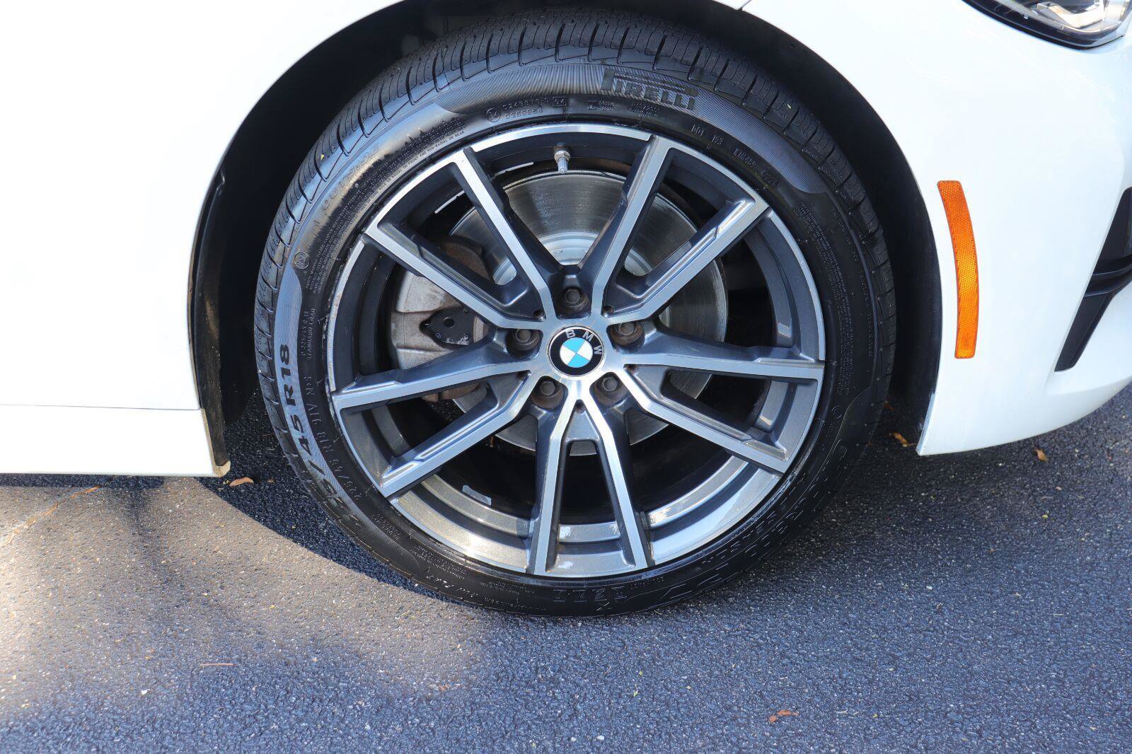 Used 2019 BMW 330i Sedan w/ Premium Package RWD image 41