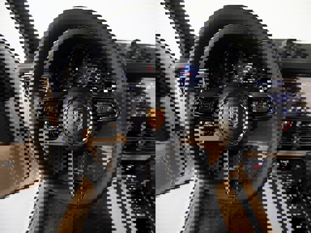 New 2026 Porsche Macan image 19