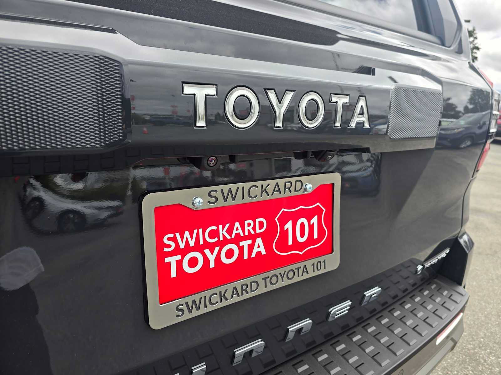 New 2026 Toyota 4Runner Limited w/ Tow Technology Package AWD/4WD image 13