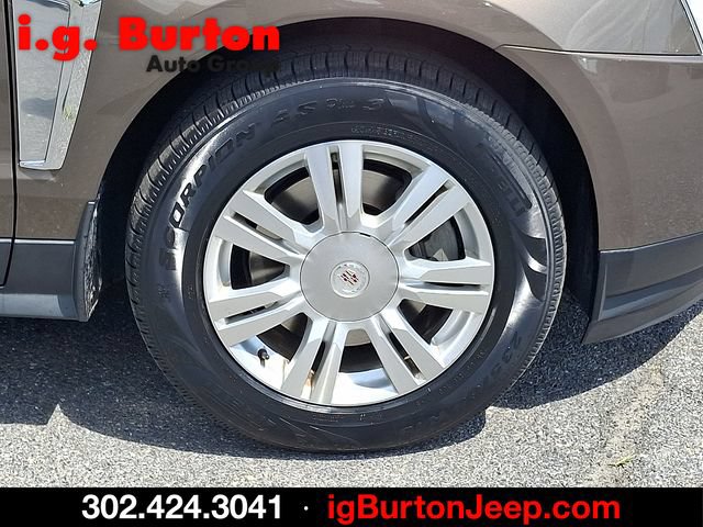 Used 2016 Cadillac SRX Luxury w/ Driver Awareness Package FWD image 8