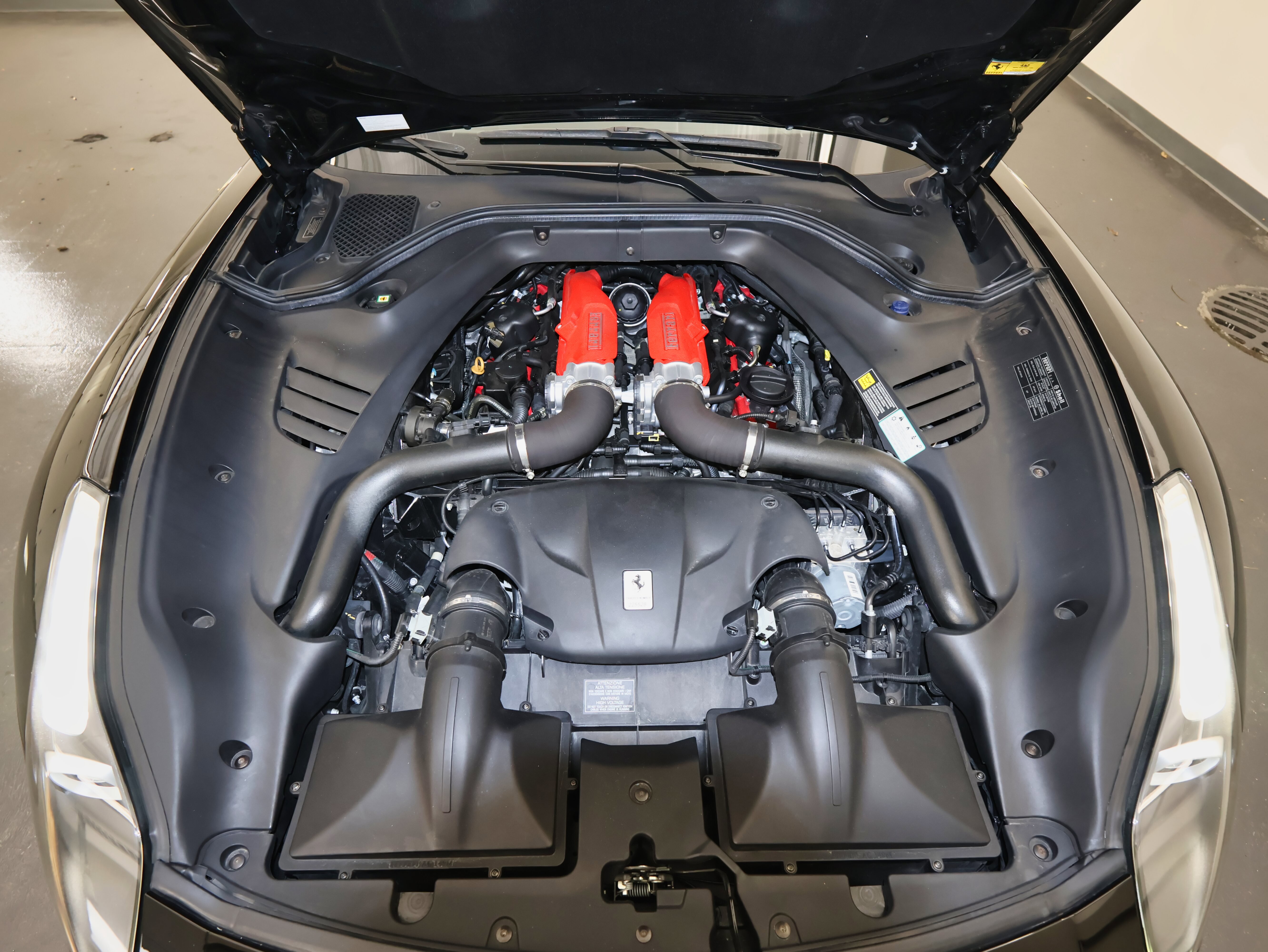 Used 2017 Ferrari California T image 53