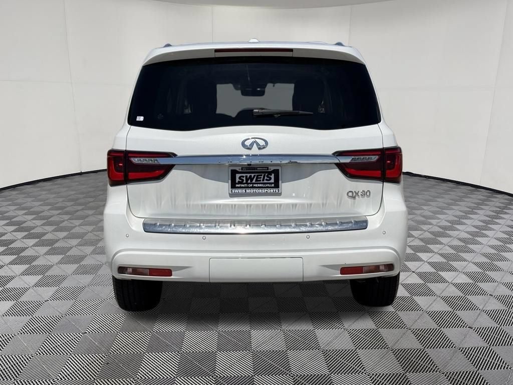 Used 2024 INFINITI QX80 Luxe RWD image 7