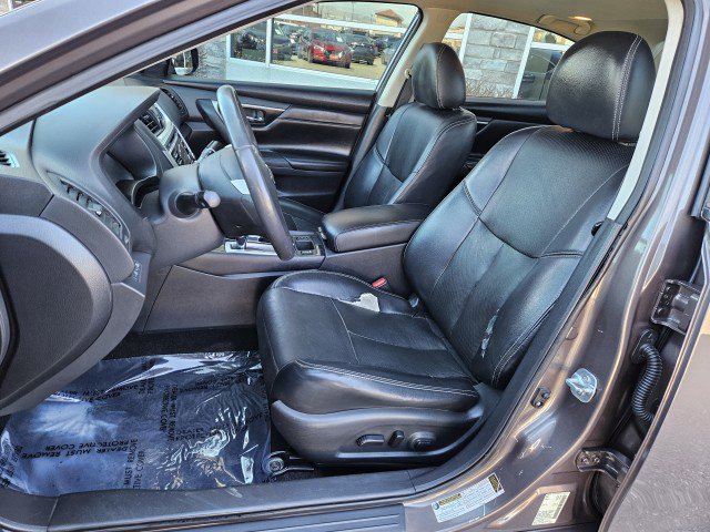 Used 2017 Nissan Altima 2.5 SL w/ Moonroof Package image 11