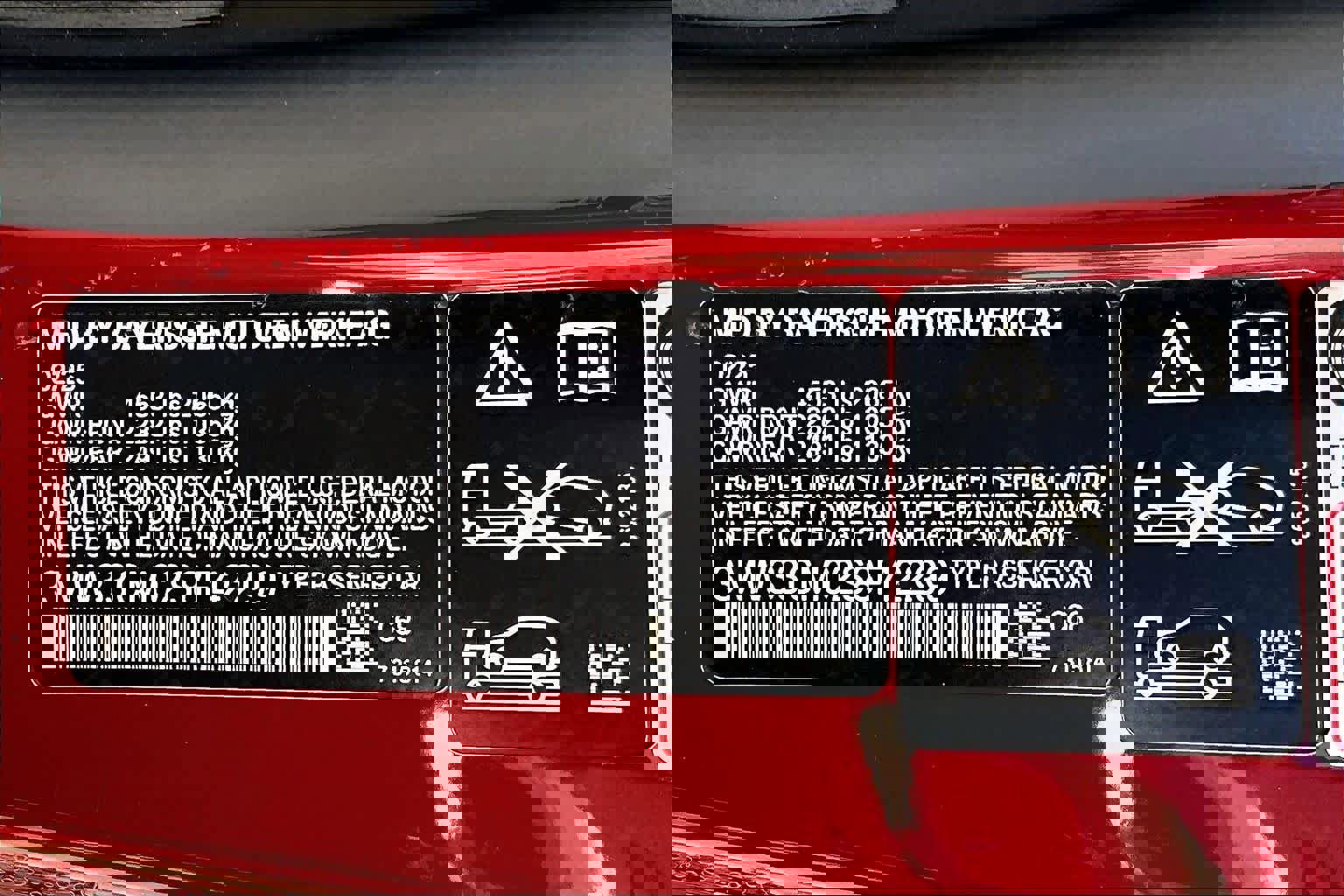 Used 2025 BMW 230i xDrive Coupe w/ Convenience Package image 21