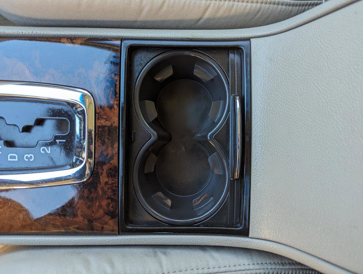 Used 2011 Cadillac DTS Premium w/ Driver Awareness Package FWD image 25