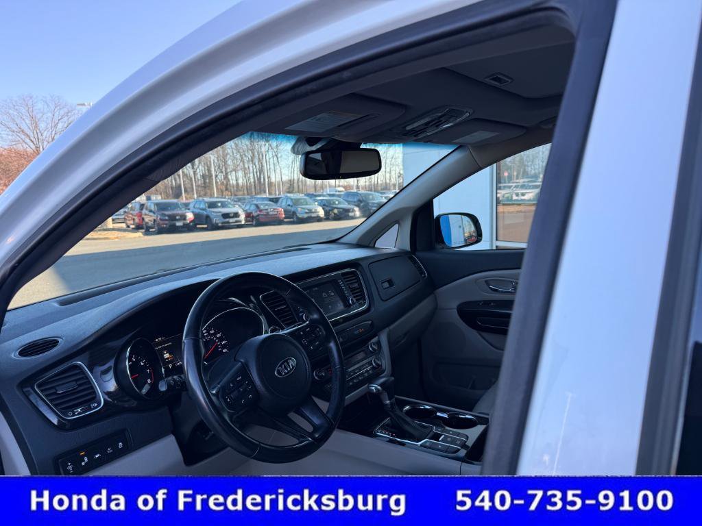 Used 2019 Kia Sedona EX w/ EX Premium Package image 34