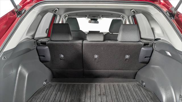 Used 2025 Toyota RAV4 LE FWD image 18