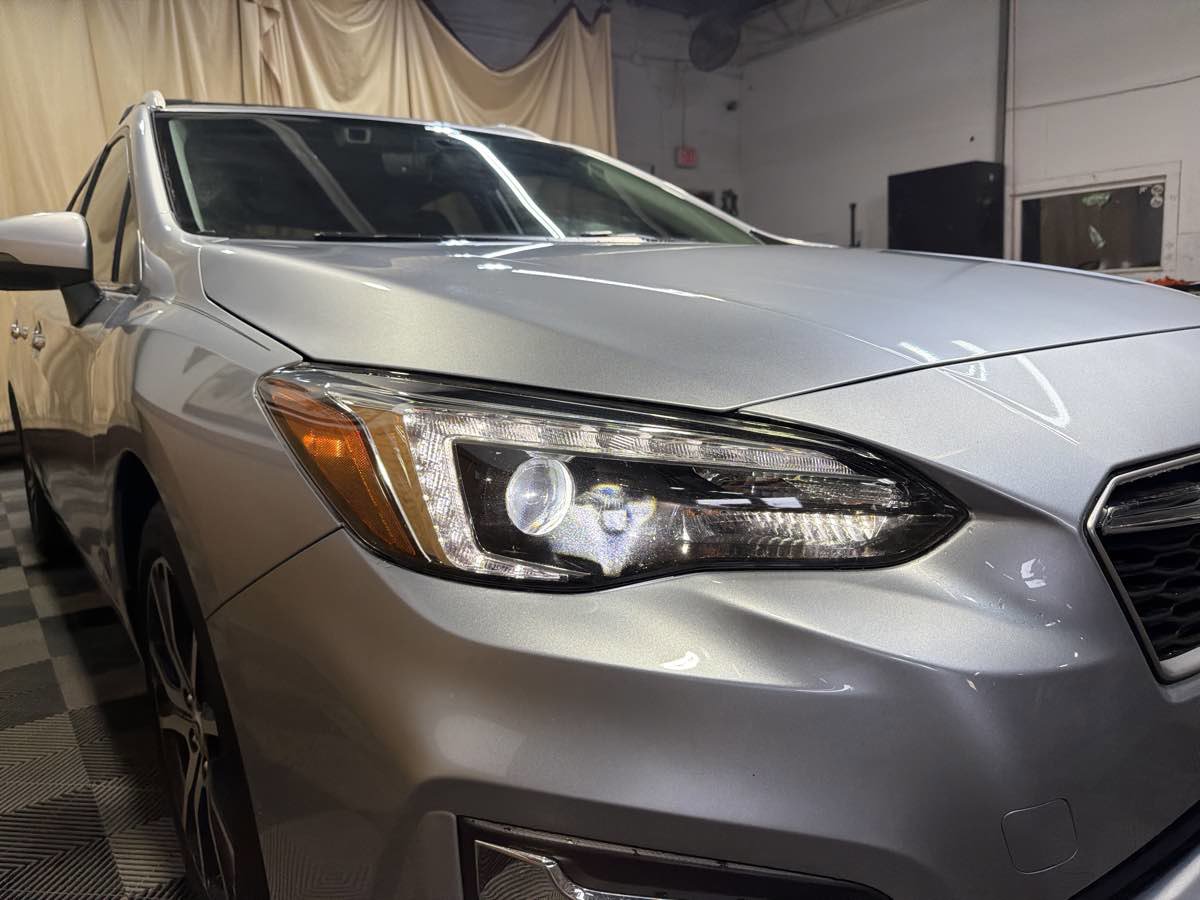 Used 2017 Subaru Impreza 2.0i Limited image 7