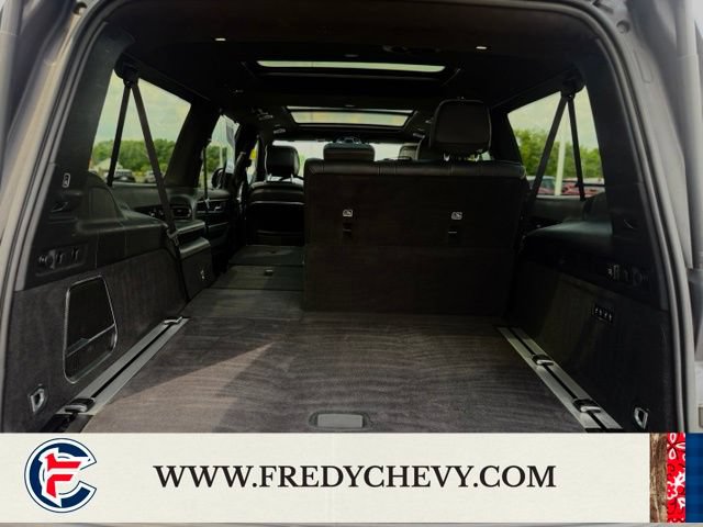 Used 2024 Jeep Grand Wagoneer L Series II w/ Quick Order Packagew 28T AWD/4WD image 39