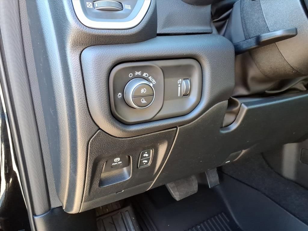 New 2026 RAM 1500 Big Horn w/ Night Edition image 17