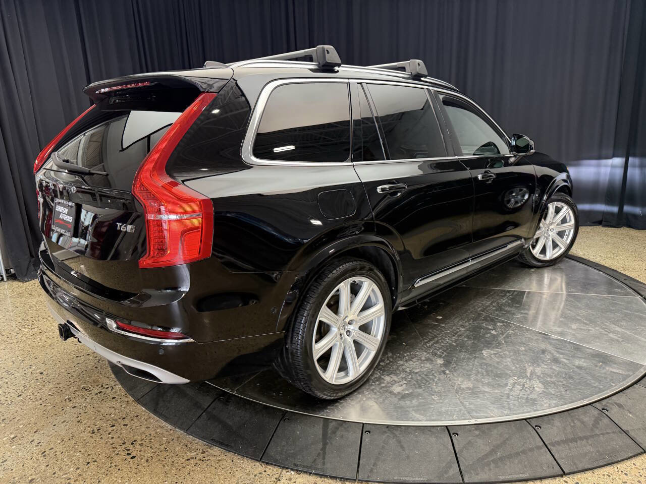 Used 2016 Volvo XC90 T6 AWD/4WD image 9