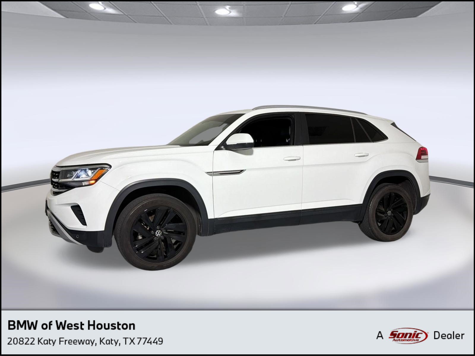 Used 2022 Volkswagen Atlas Cross Sport SE w/ Panoramic Sunroof Package AWD/4WD image 1