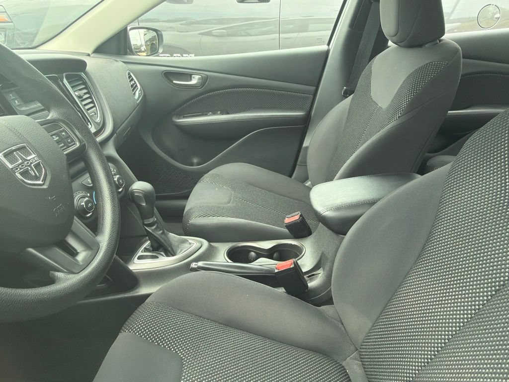 Used 2015 Dodge Dart SE w/ Convenience Group FWD image 5