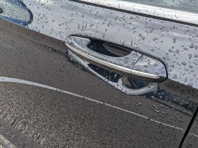 Used 2020 Ford Fusion Titanium image 8