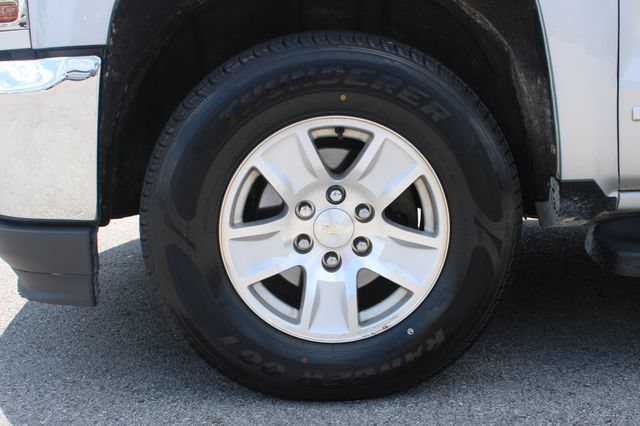 Used 2018 Chevrolet Silverado 1500 LT w/ All Star Edition AWD/4WD image 33