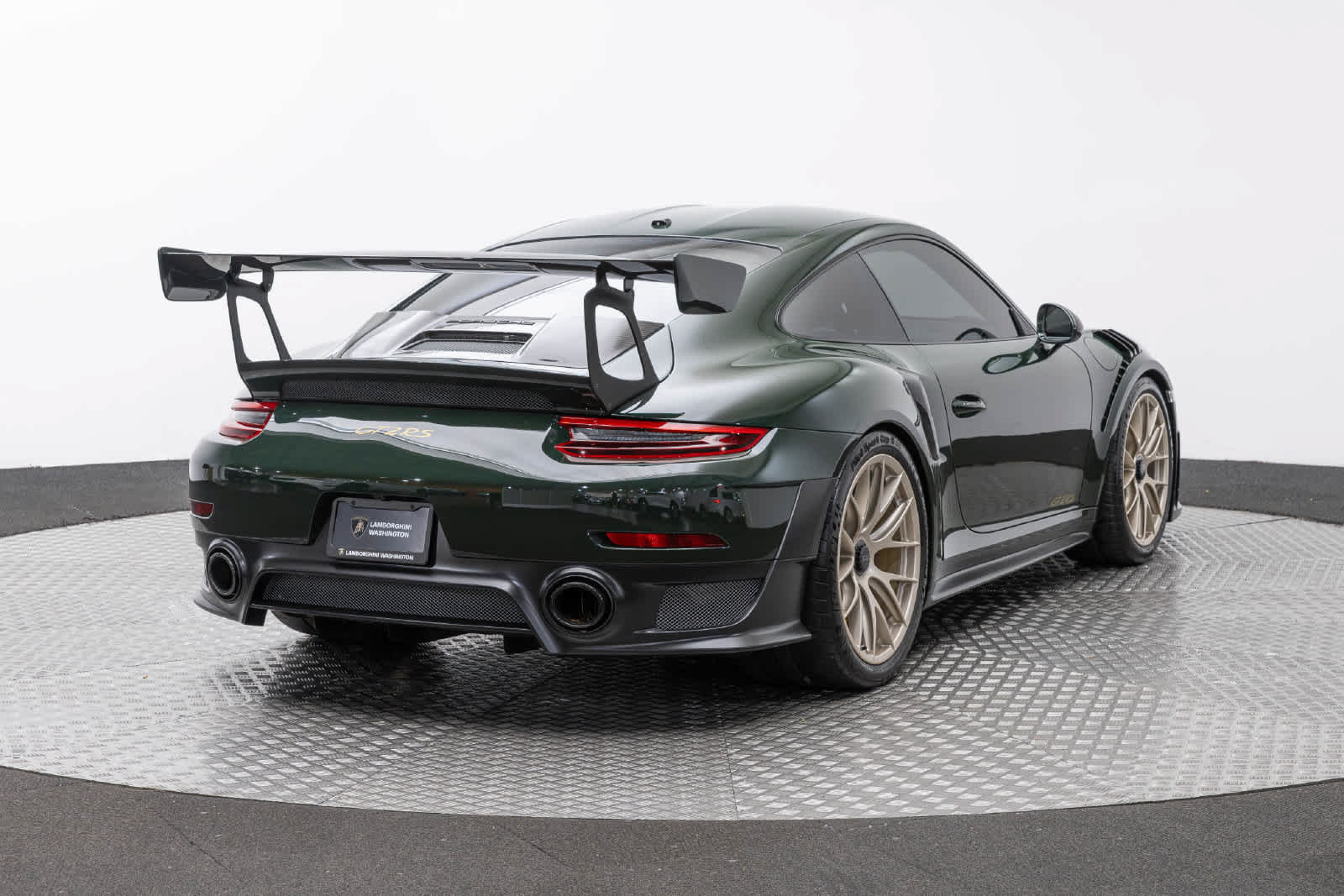 Used 2018 Porsche 911 GT2 RS RWD image 18