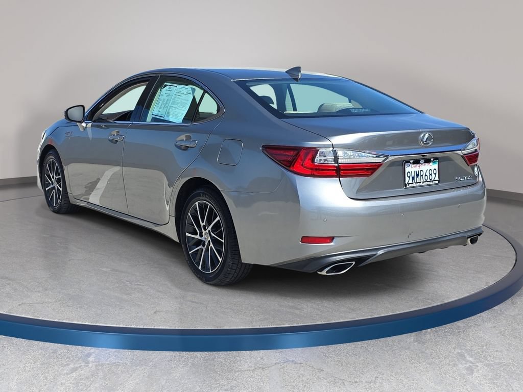 Used 2017 Lexus ES 350 w/ Navigation System Package FWD image 8