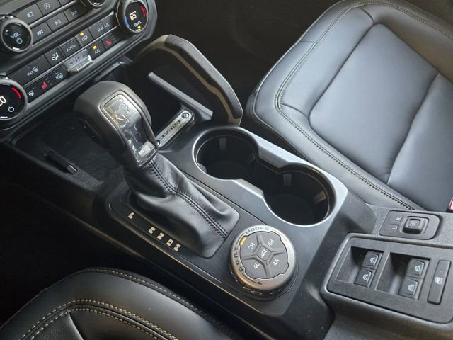 New 2025 Ford Bronco Badlands image 16