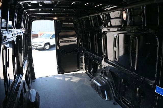 Used 2019 Mercedes-Benz Sprinter 2500 image 34