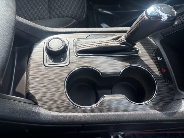 Used 2019 GMC Acadia SLE w/ Driver Alert Package I image 14