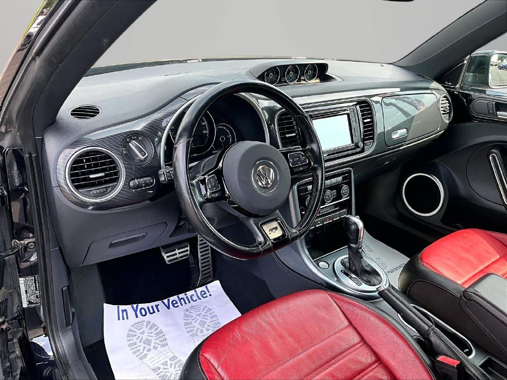 Used 2017 Volkswagen Beetle R-Line SEL FWD image 14