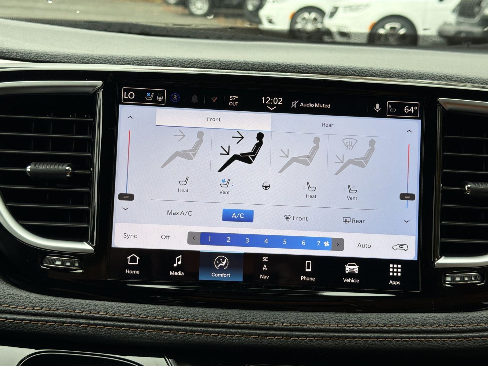 New 2026 Chrysler Pacifica Pinnacle FWD image 21