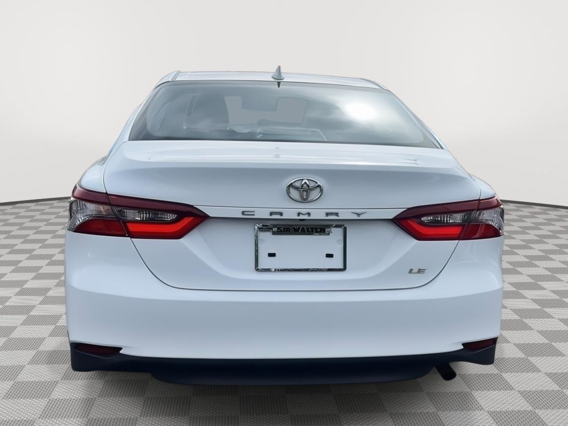 Used 2024 Toyota Camry LE image 4