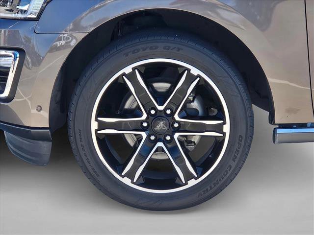 Used 2019 Ford Expedition Limited w/ Texas Edition Package image 25
